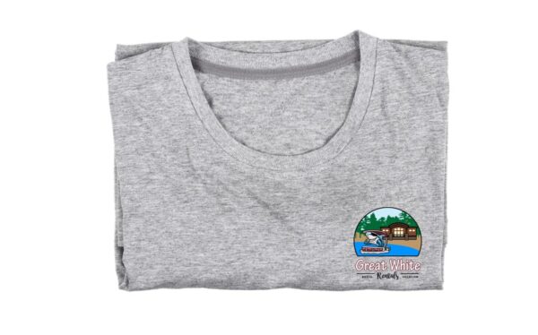 A t-shirt with the name of the lake and a picture of a boat.