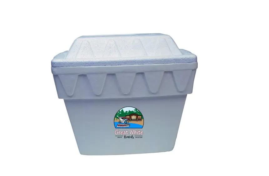 A large white container with a lid on top of it.